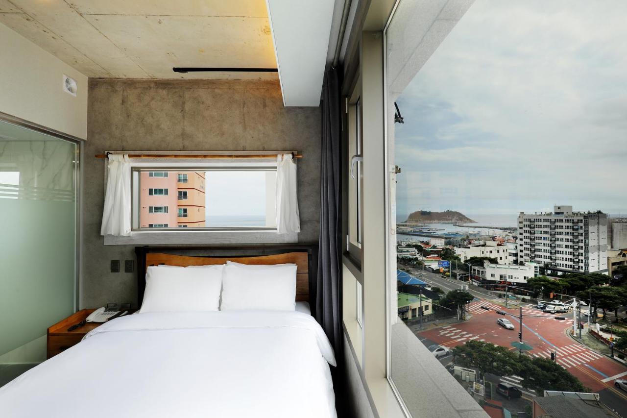 Cornerstone Hotel Seogwipo Exterior foto