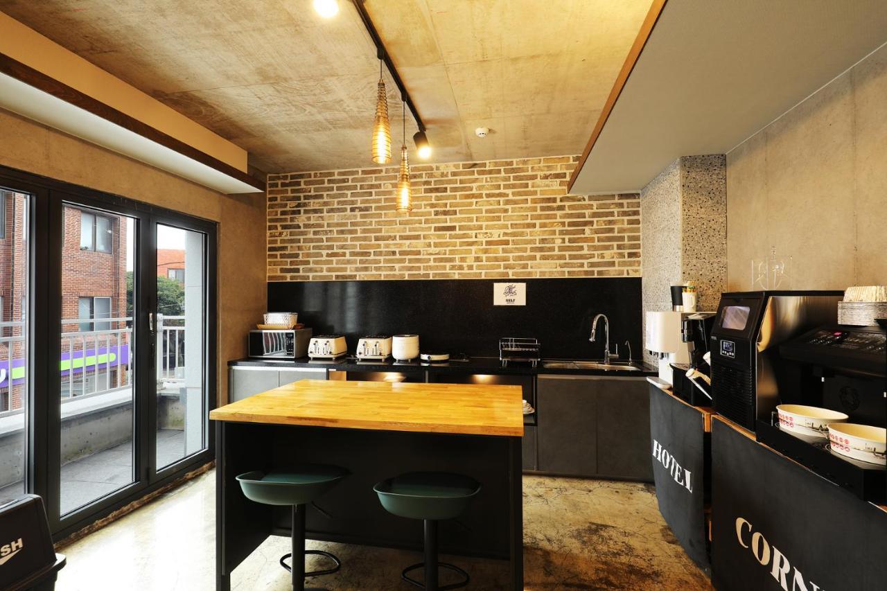 Cornerstone Hotel Seogwipo Exterior foto